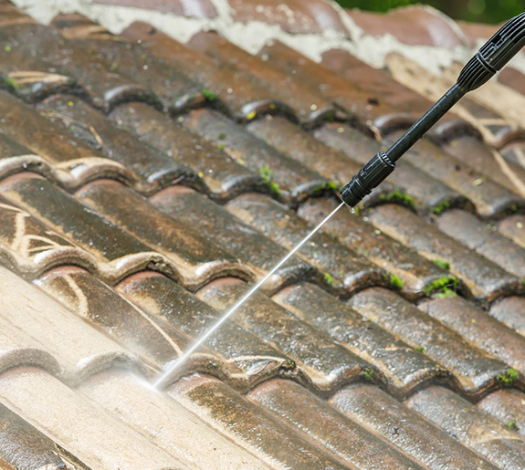 D&eacute;moussage de toiture